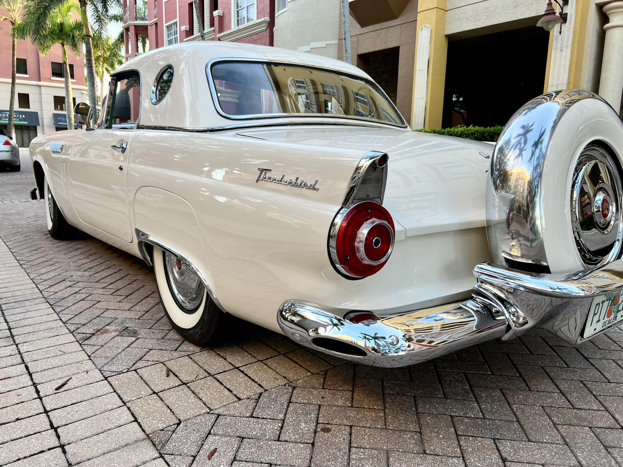 1956 Ford Thunderbird continental spare tire kit