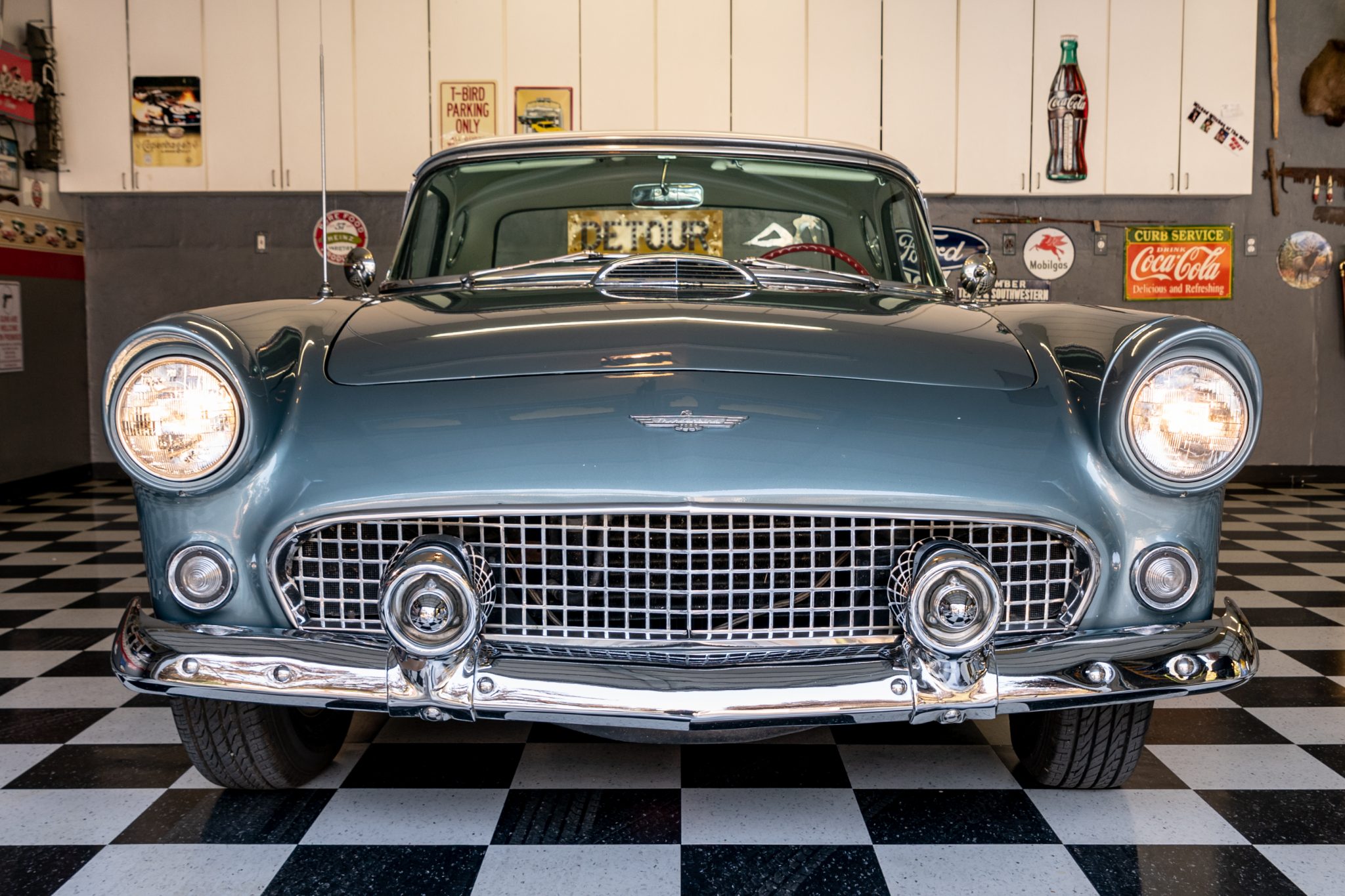 1956 Ford Thunderbird front end