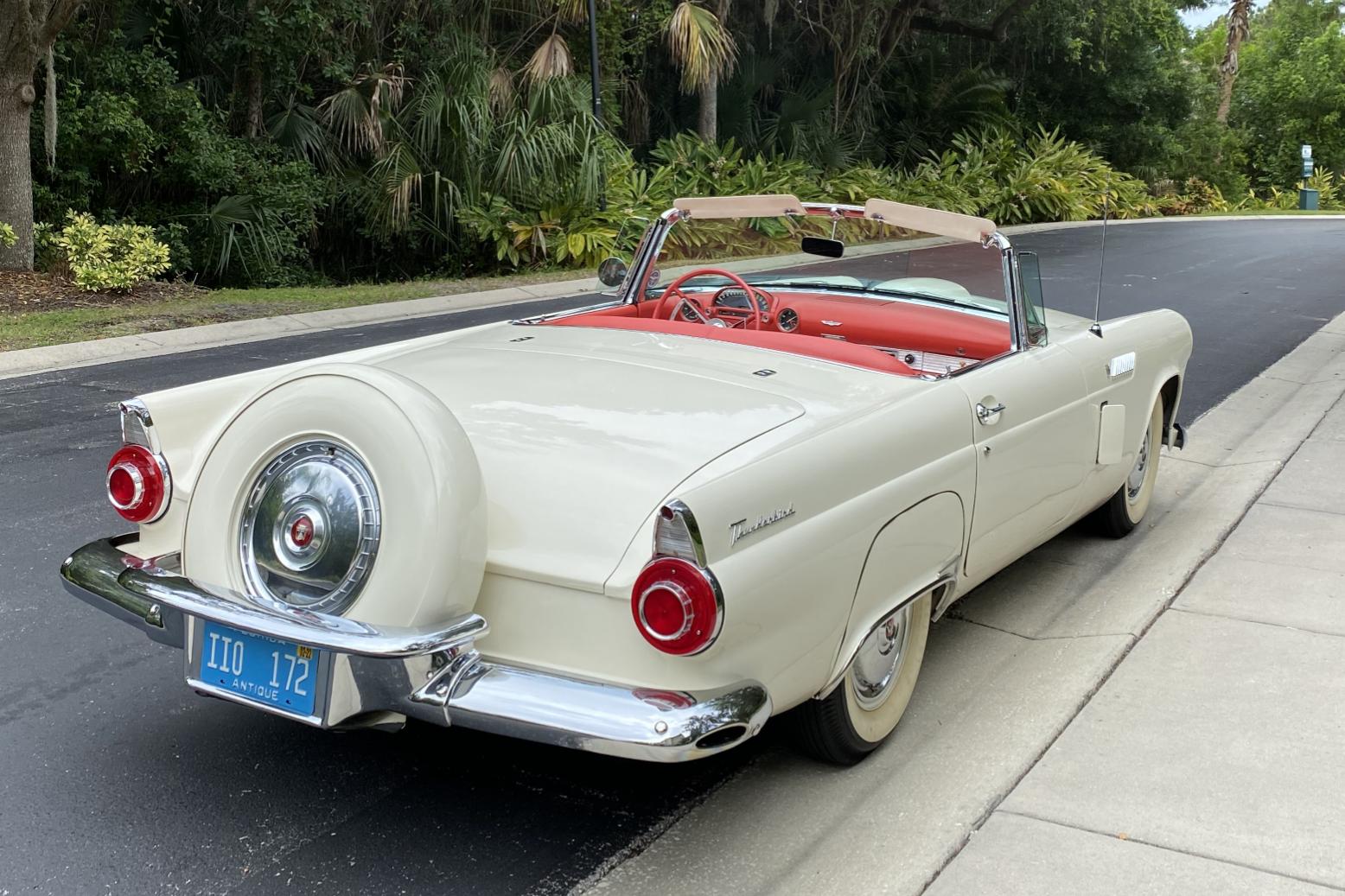 1956 Ford Thunderbird