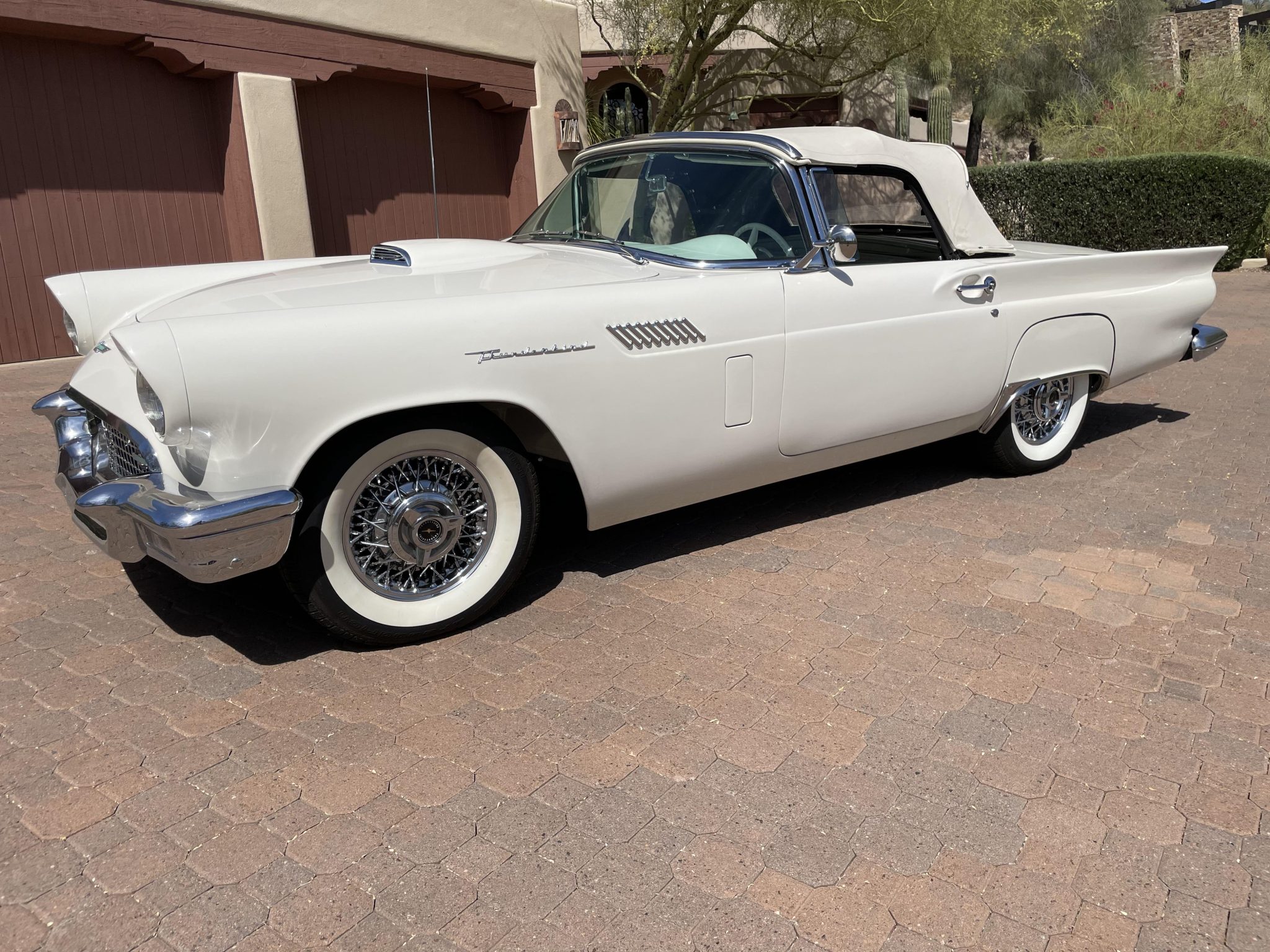 1957 Ford Thunderbird E-Code