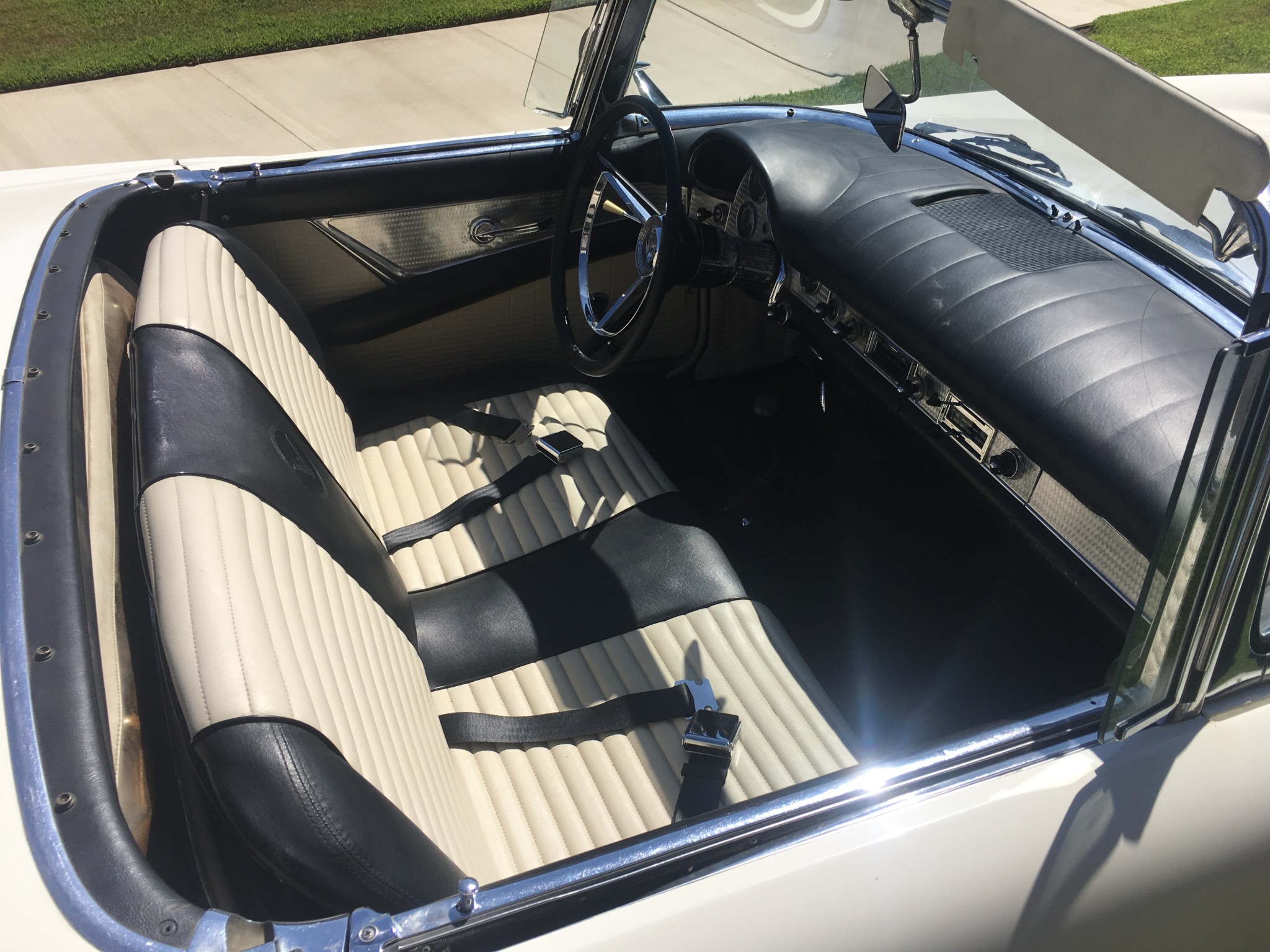 1957 Ford Thunderbird Interior