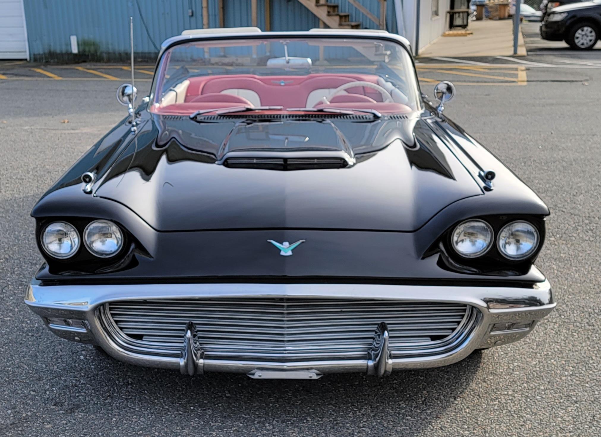 1959 Ford Thunderbird