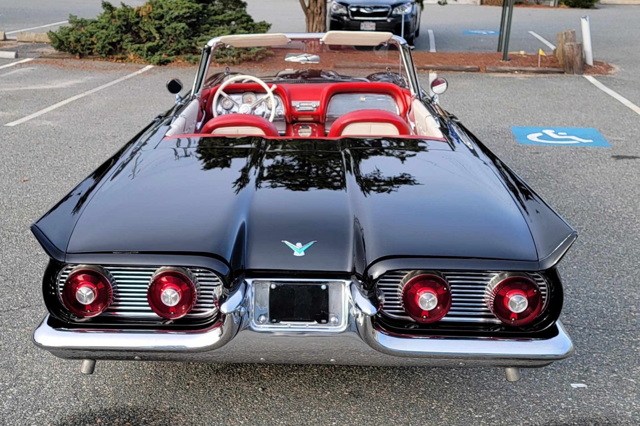 1959 Ford Thunderbird