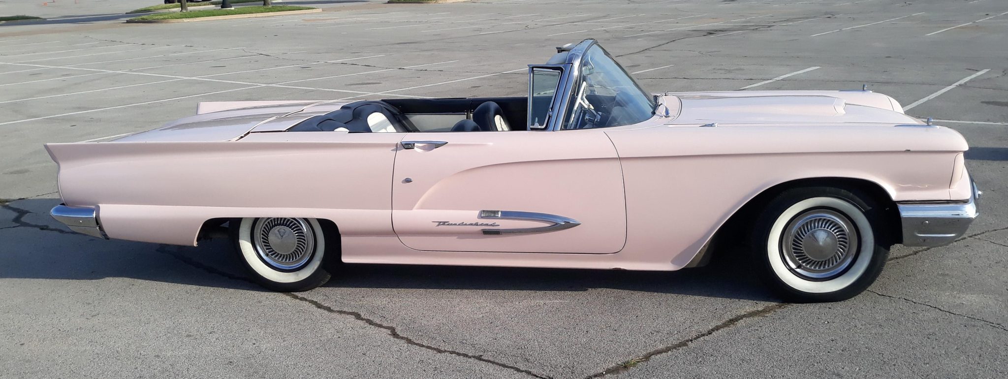 1959 Ford Thunderbird