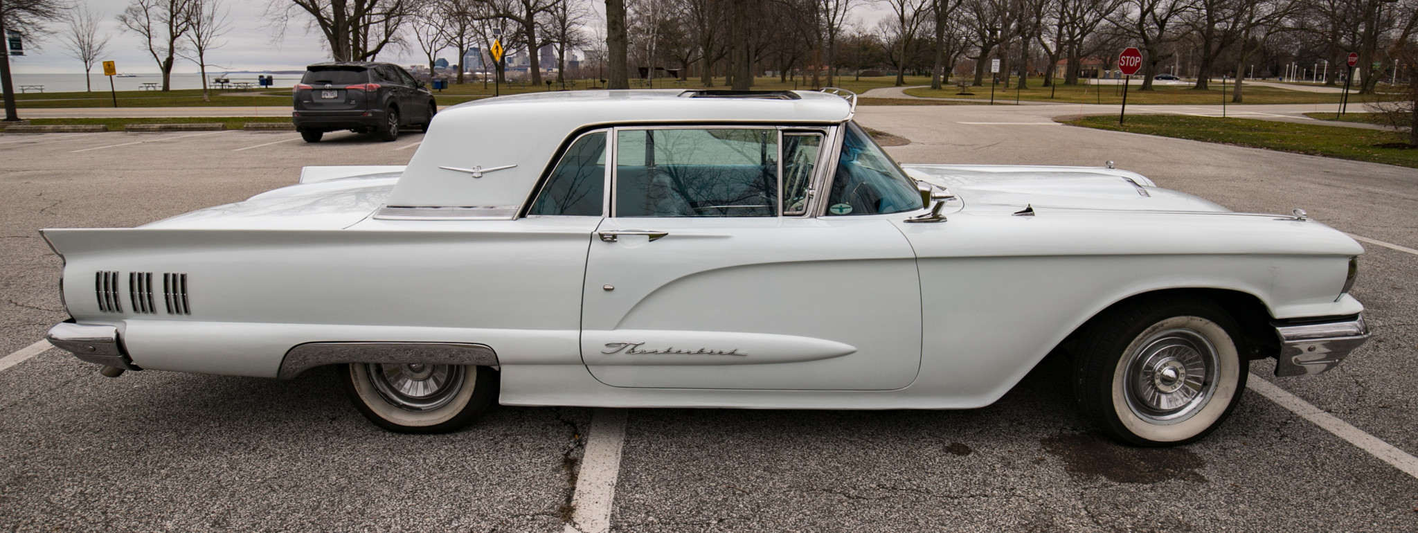 1960 Ford Thunderbird Side View
