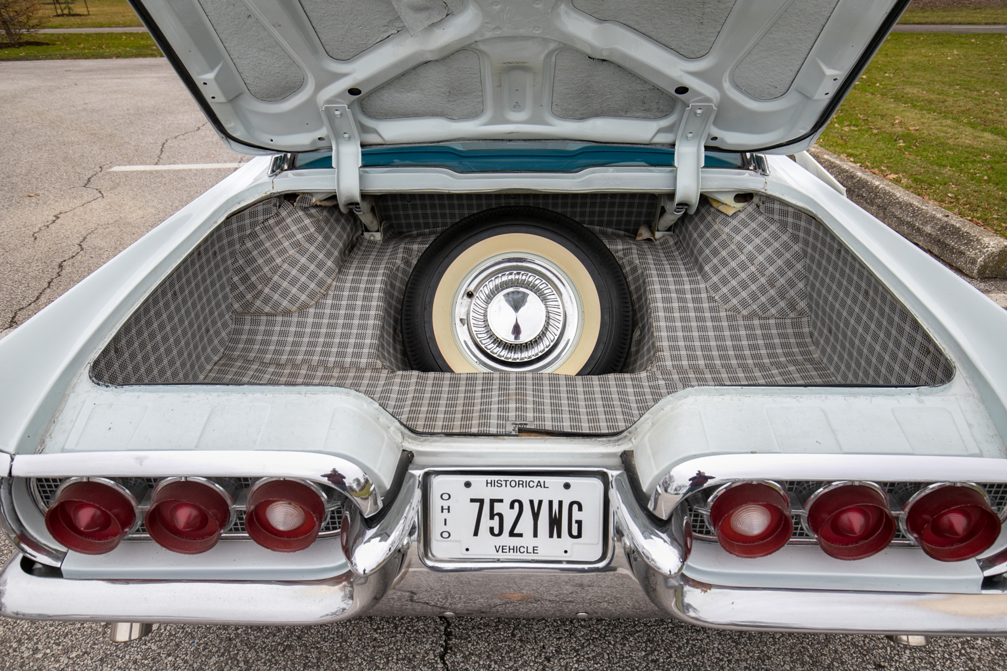 1960 Ford Thunderbird Trunk & Spare Tire