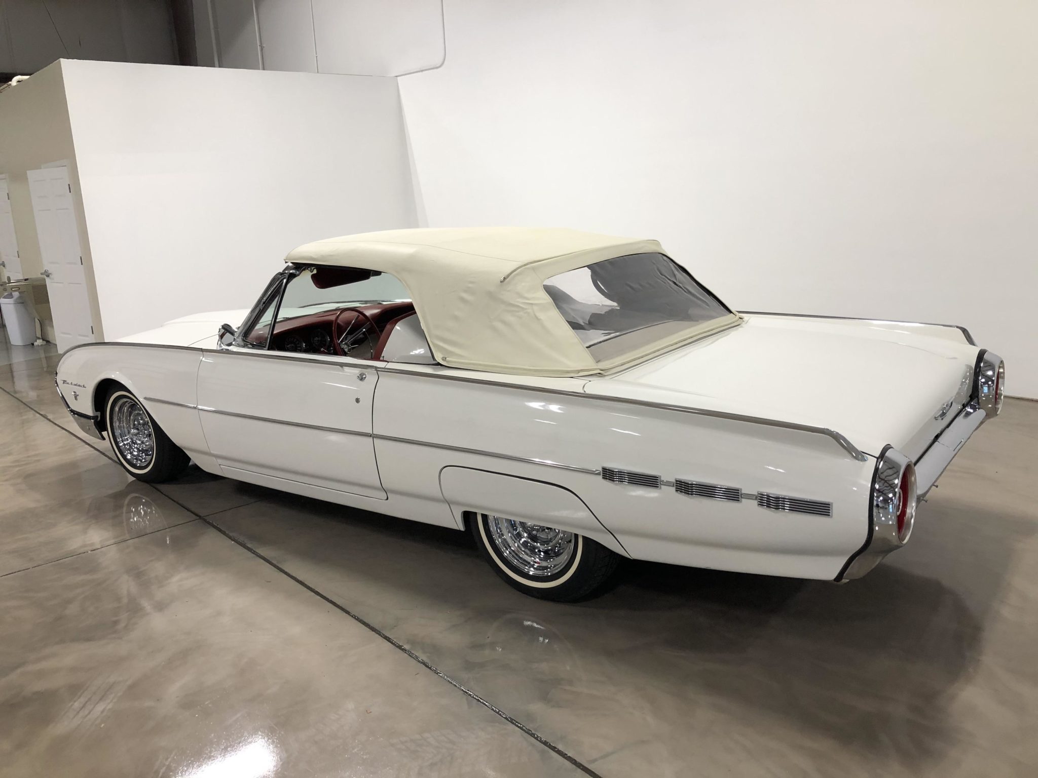 1962 Ford Thunderbird Convertible