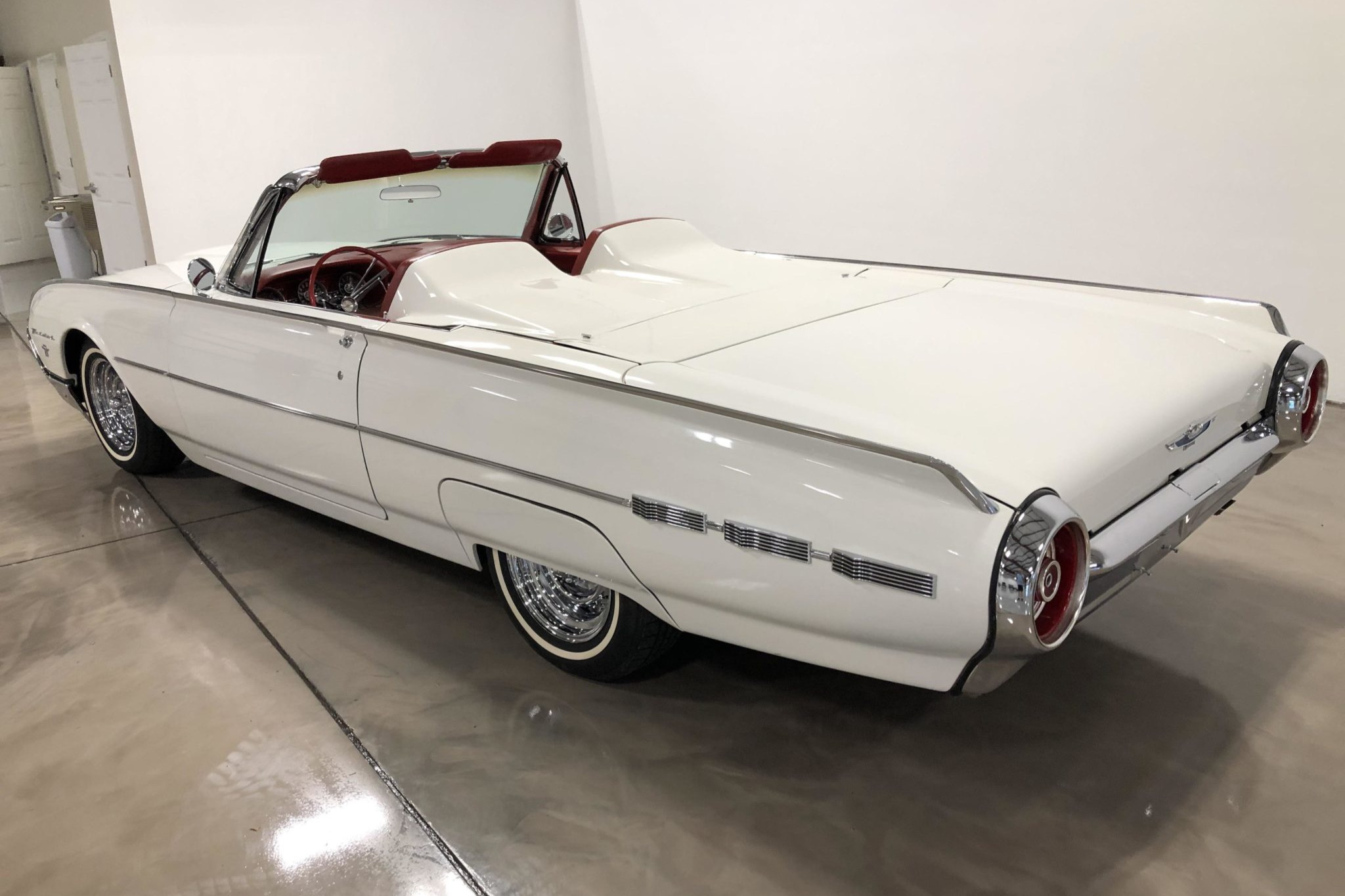 1962 Ford Thunderbird Convertible