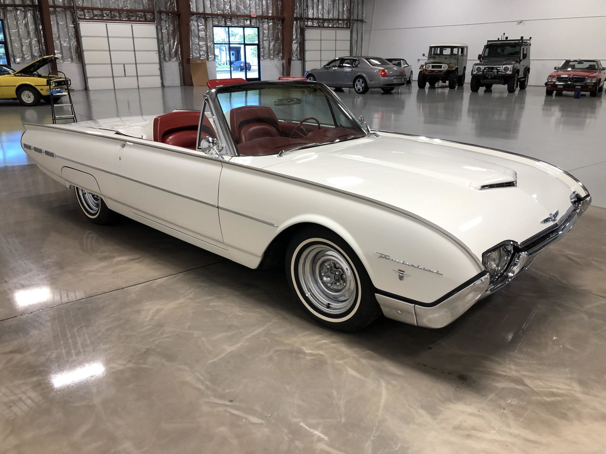 1962 Ford Thunderbird Convertible