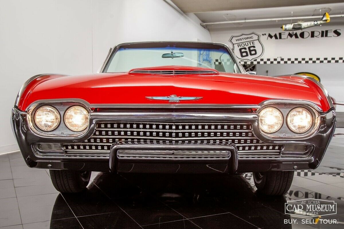 1962 Ford Thunderbird Sports Roadster