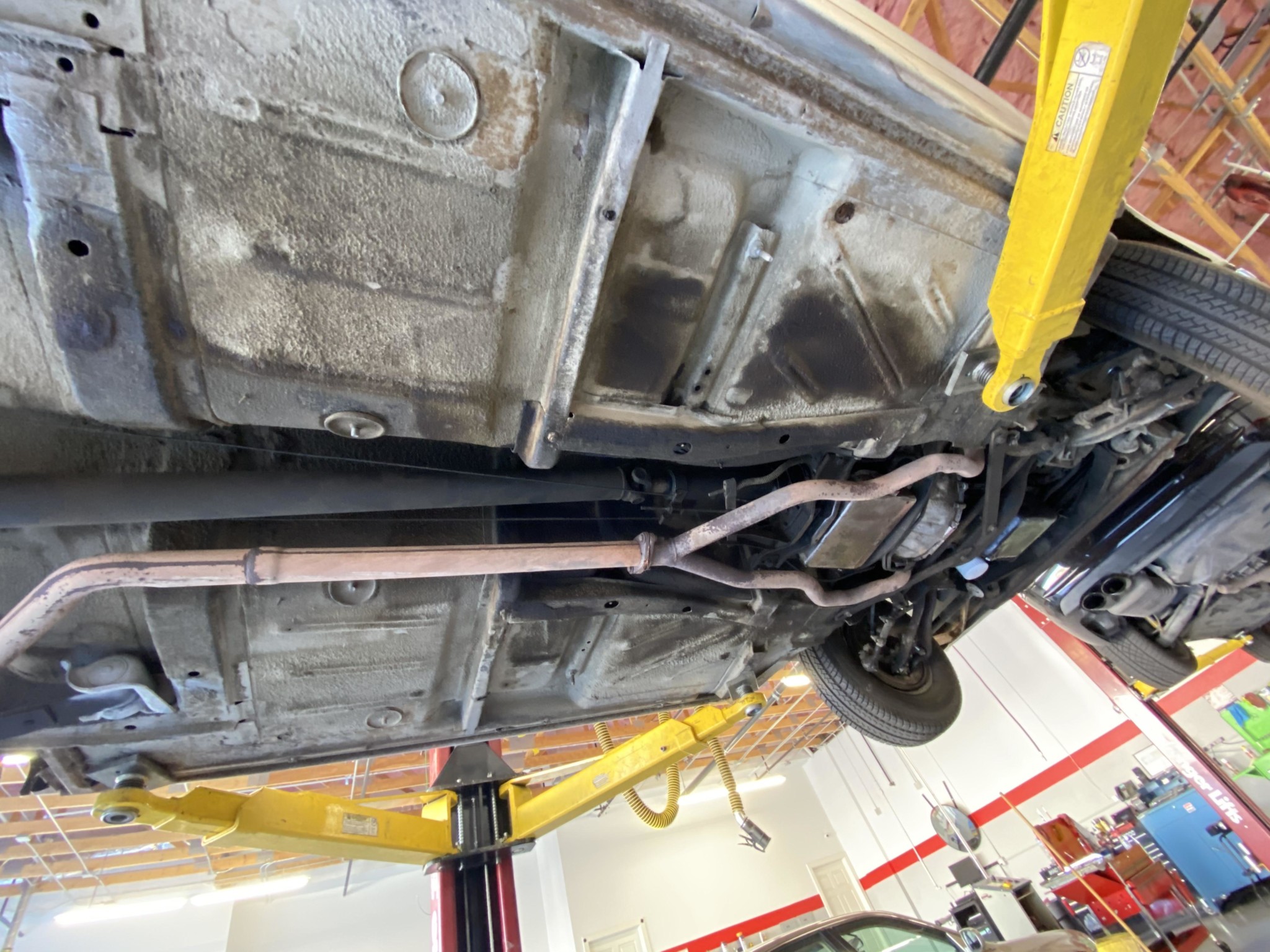 1963 Ford Thunderbird Landau Coupe Undercarriage