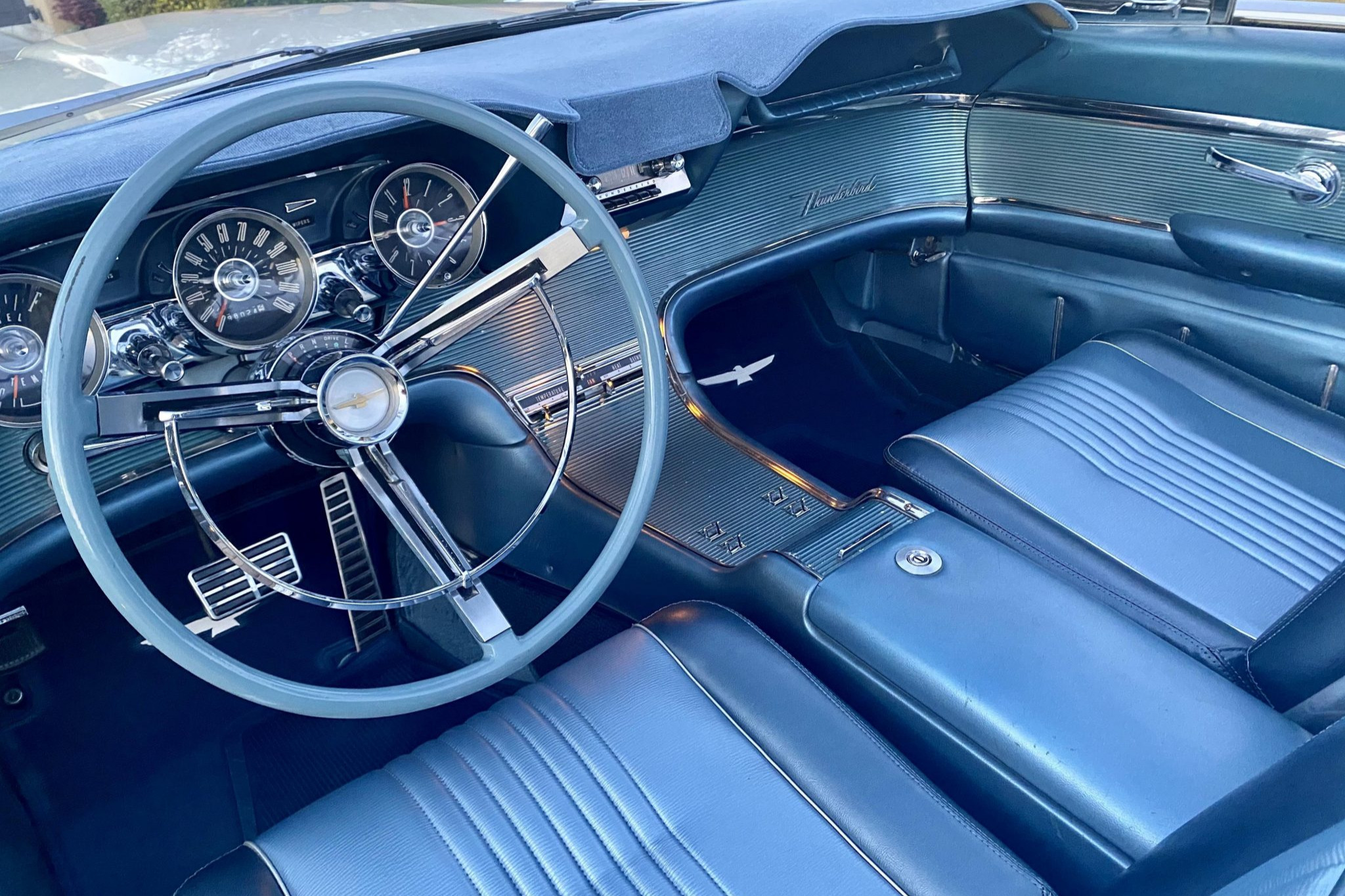 1963 Ford Thunderbird Sports Roadster Front Seats