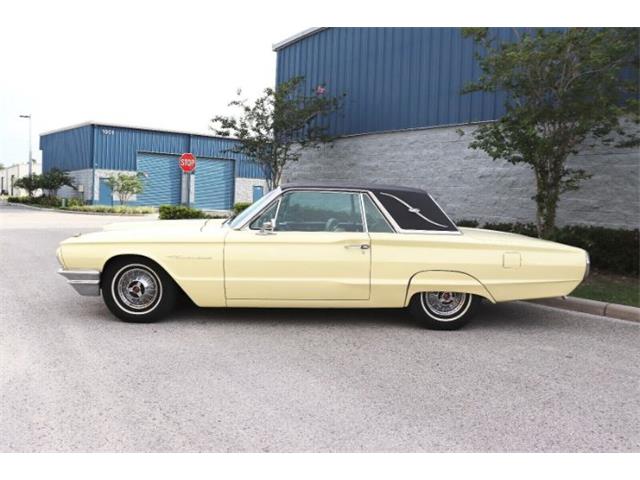 1964 Thunderbird Landau Side