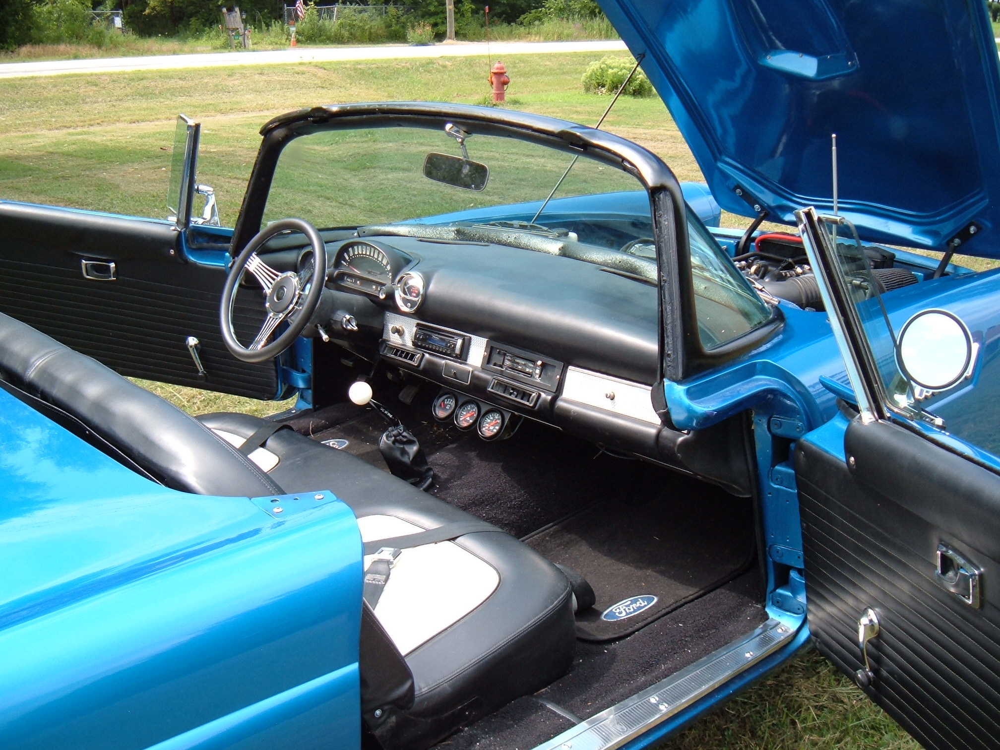 1981 Shay 1955 Ford Thunderbird Replica