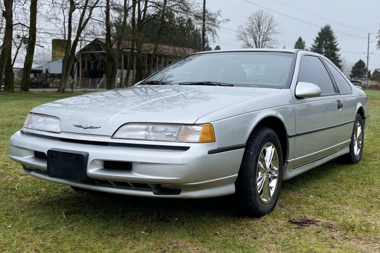 1992 Ford Thunderbird Super Coupe