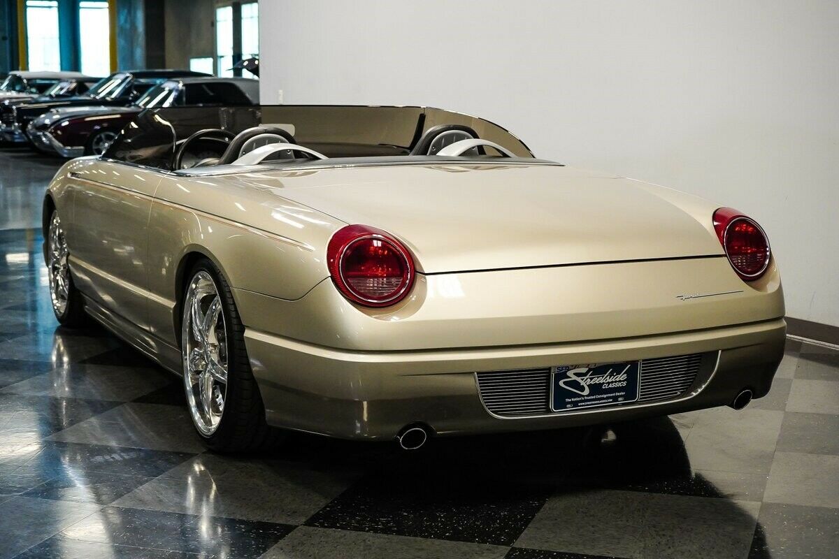 2002 Chip Foose Ford Thunderbird- Speedbird Rear End