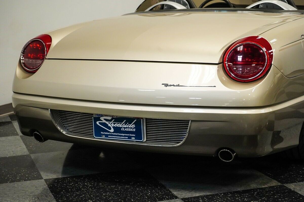 2002 Chip Foose Ford Thunderbird- Speedbird Rear End