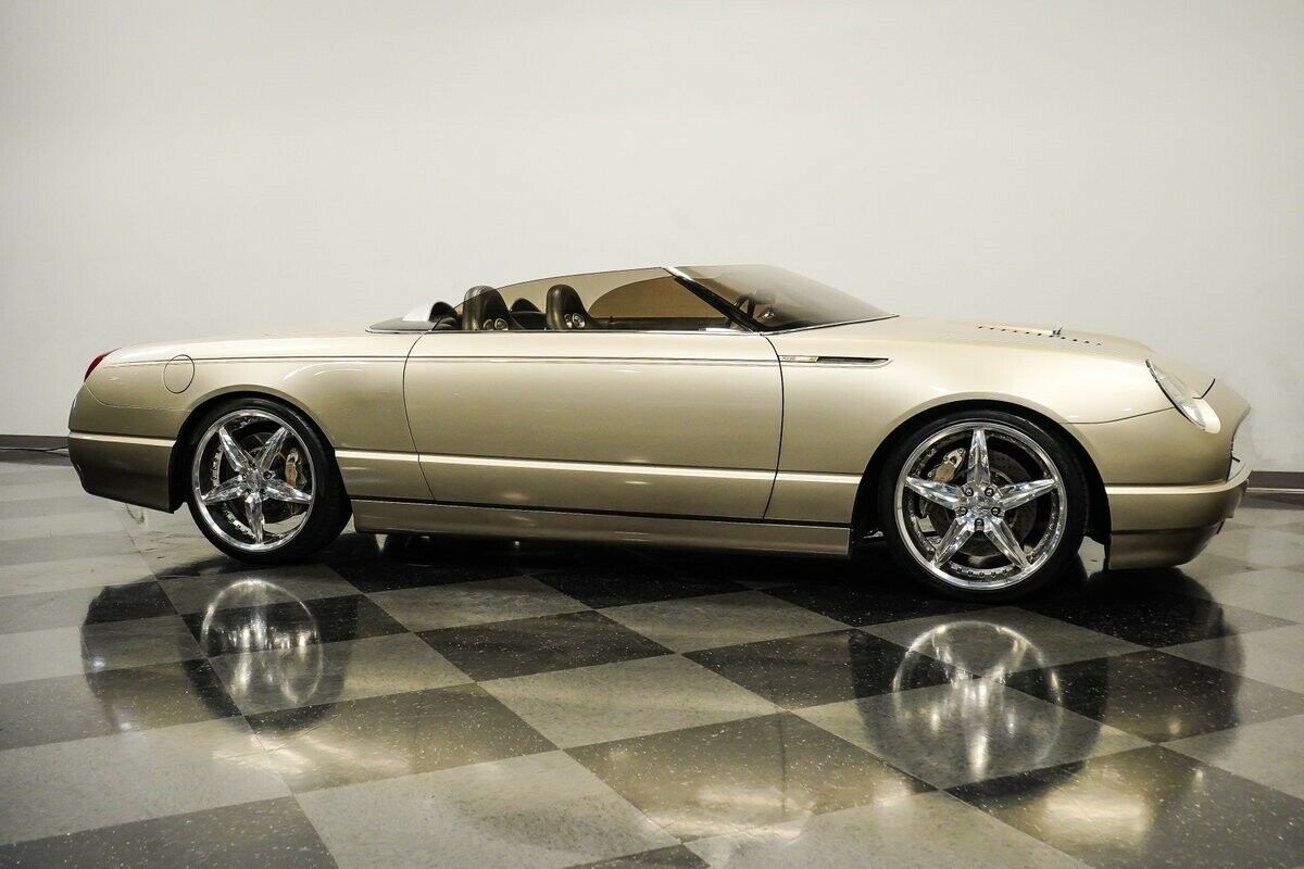 2002 Chip Foose Ford Thunderbird- Speedbird Side View