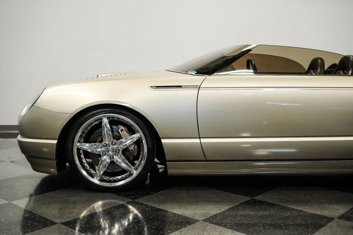 2002 Chip Foose Ford Thunderbird- Speedbird Wheels