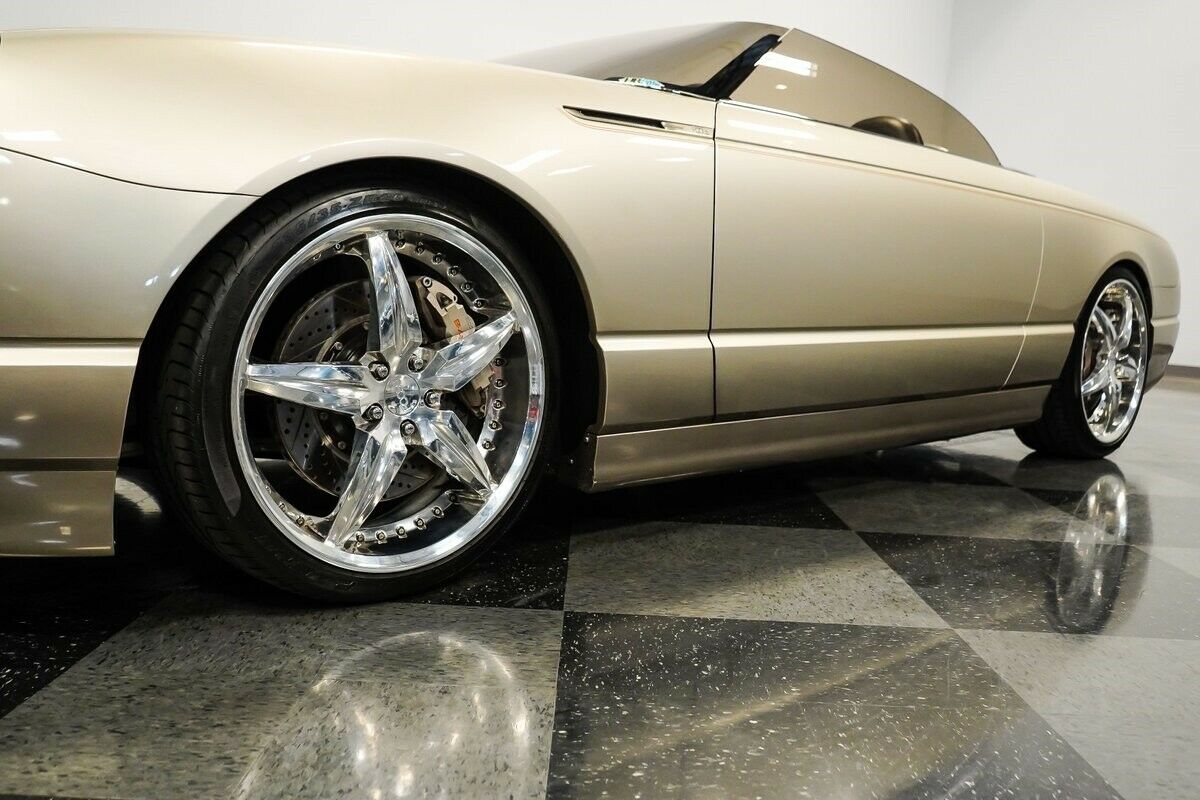 2002 Chip Foose Ford Thunderbird- Speedbird Wheels