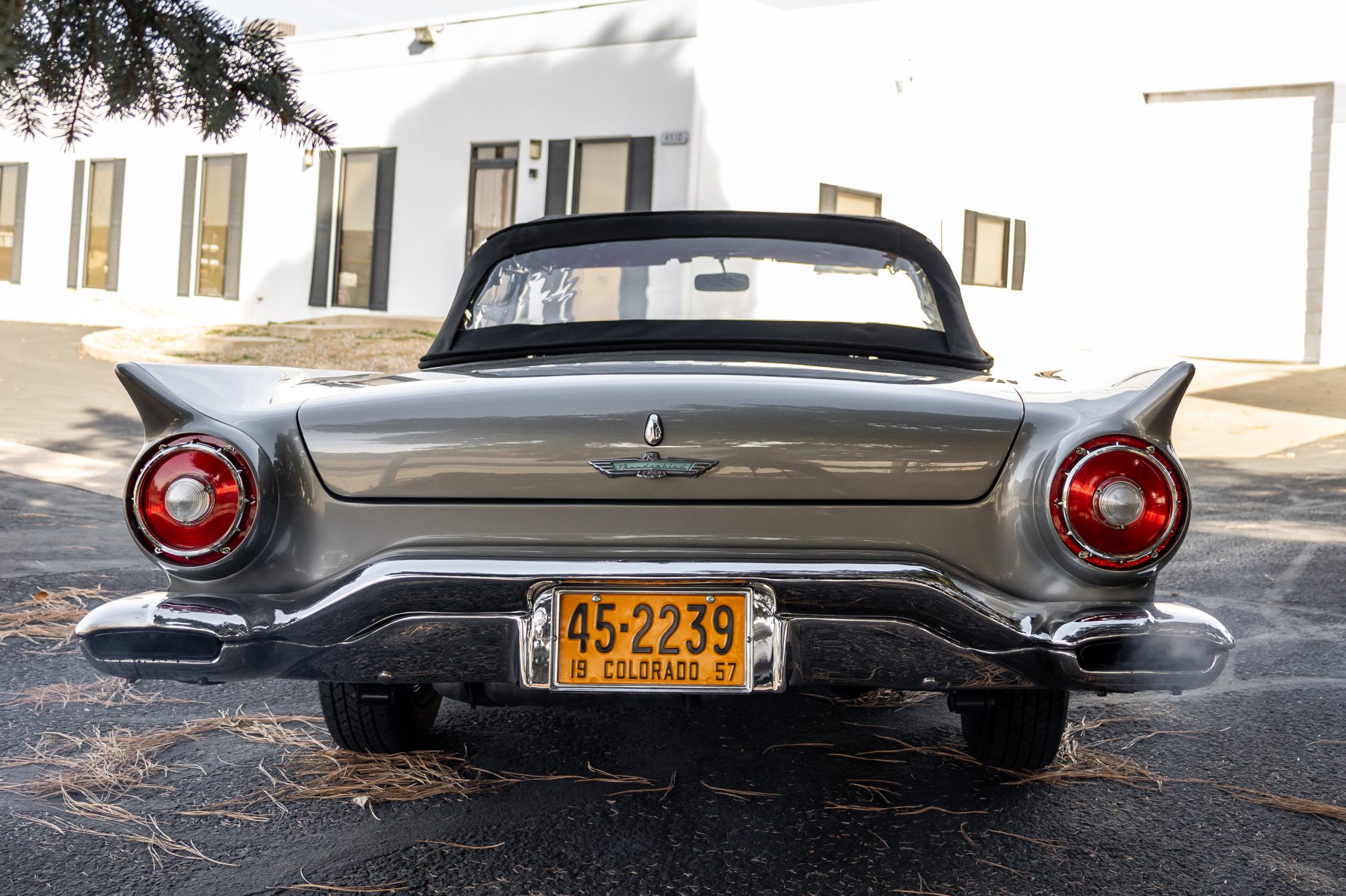 Amos Minter's 1957 Ford Thunderbird