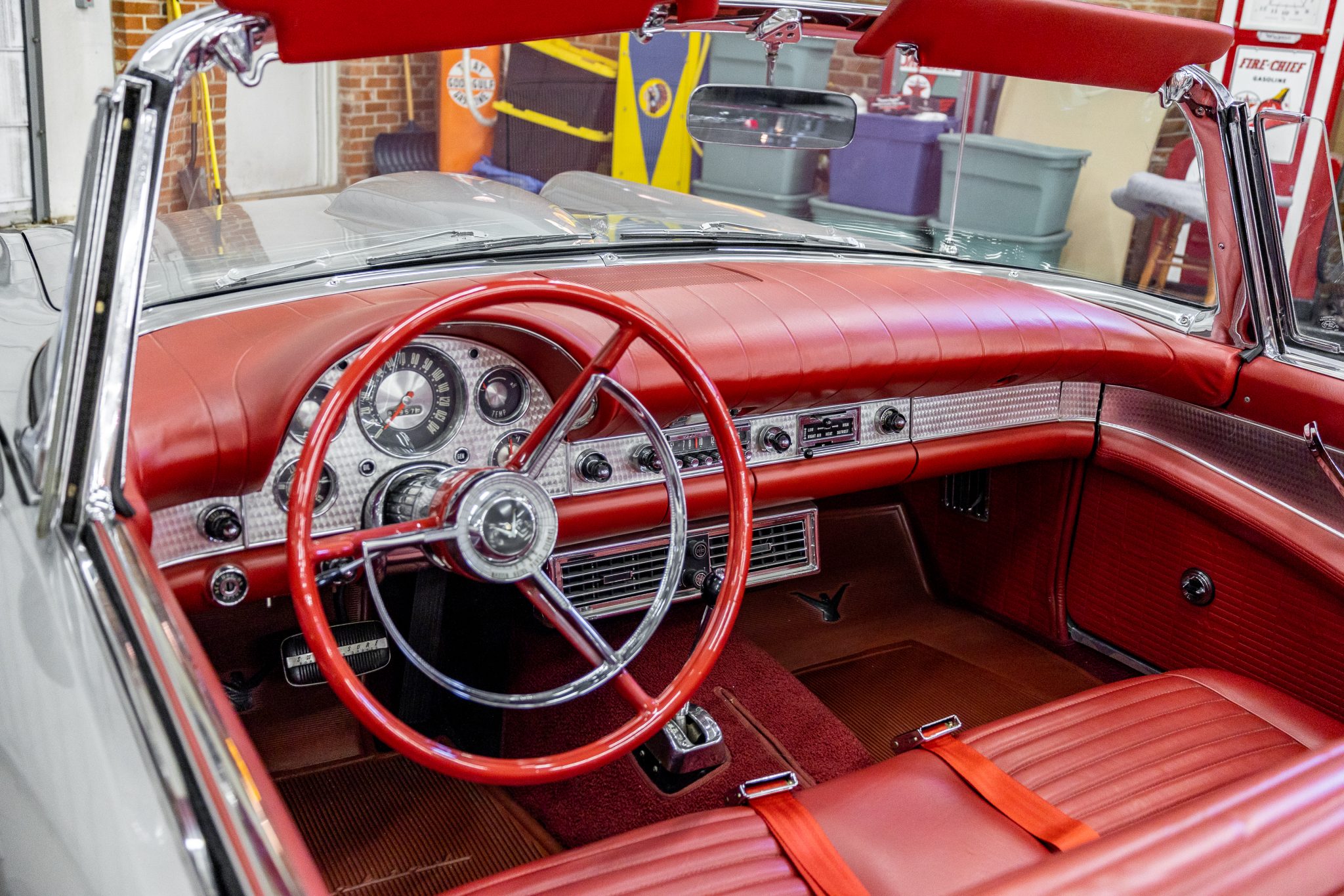 Amos Minter's 1957 Ford Thunderbird