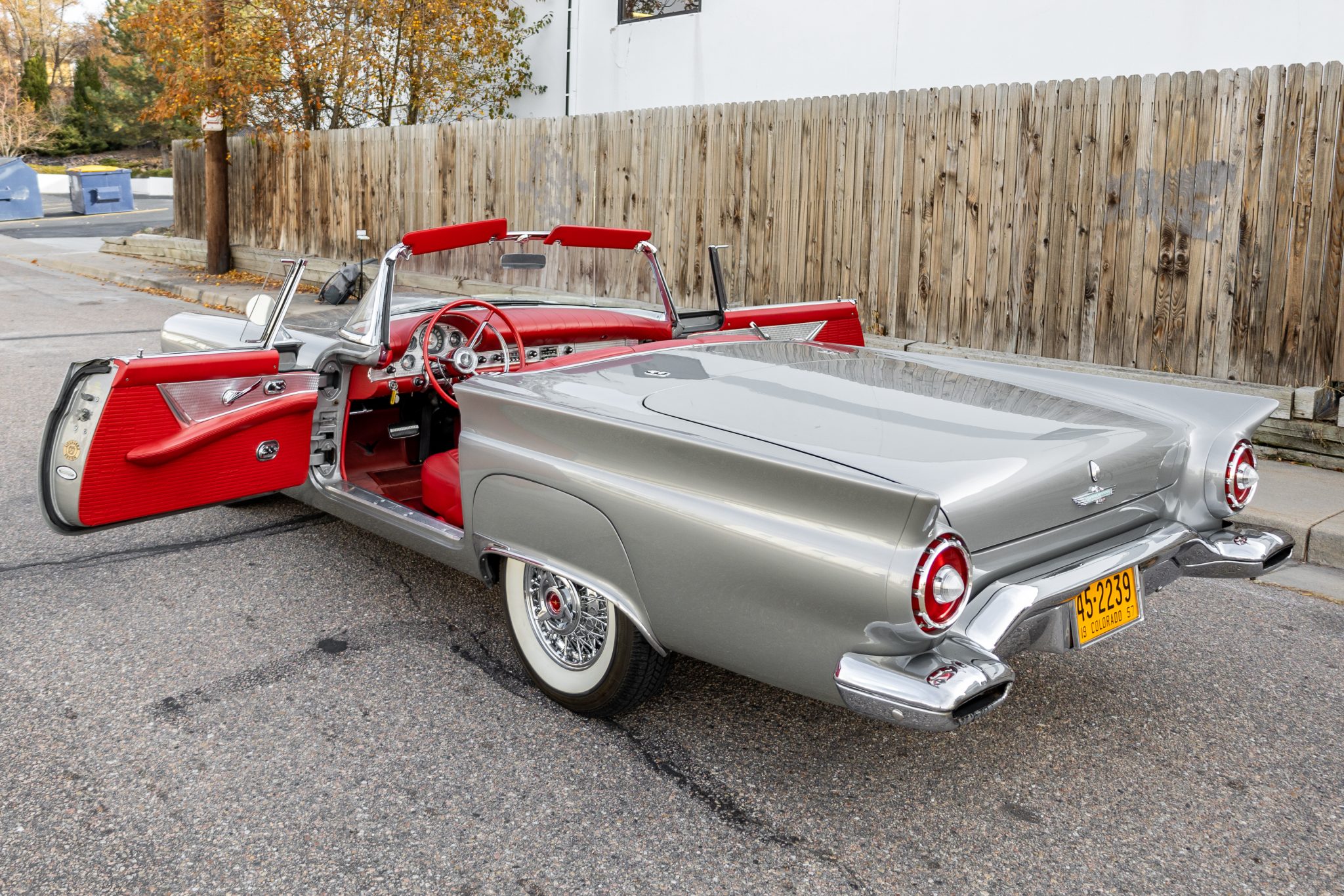 Amos Minter's 1957 Ford Thunderbird