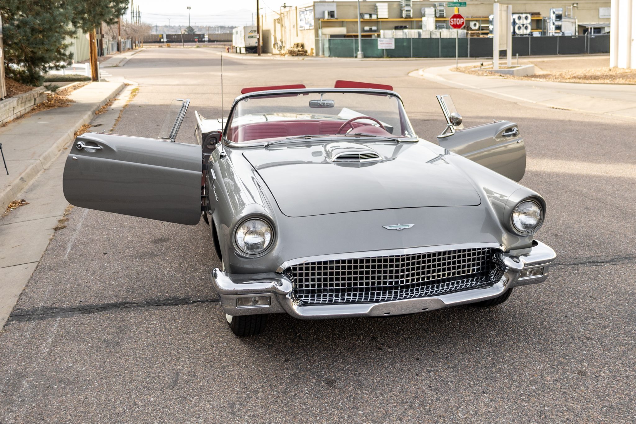 Amos Minter's 1957 Ford Thunderbird