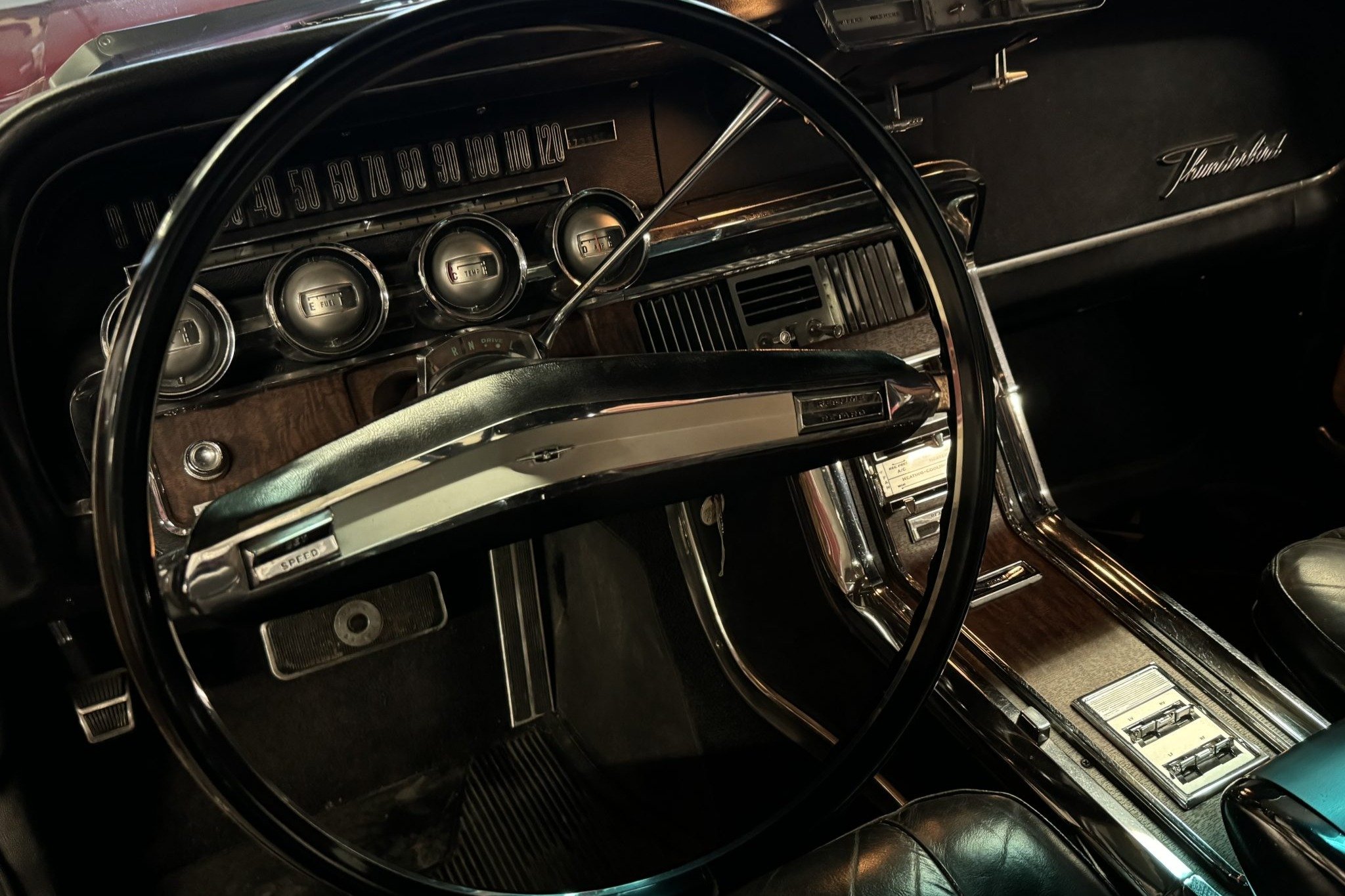 Carroll Shelby 1966 Ford Thunderbird