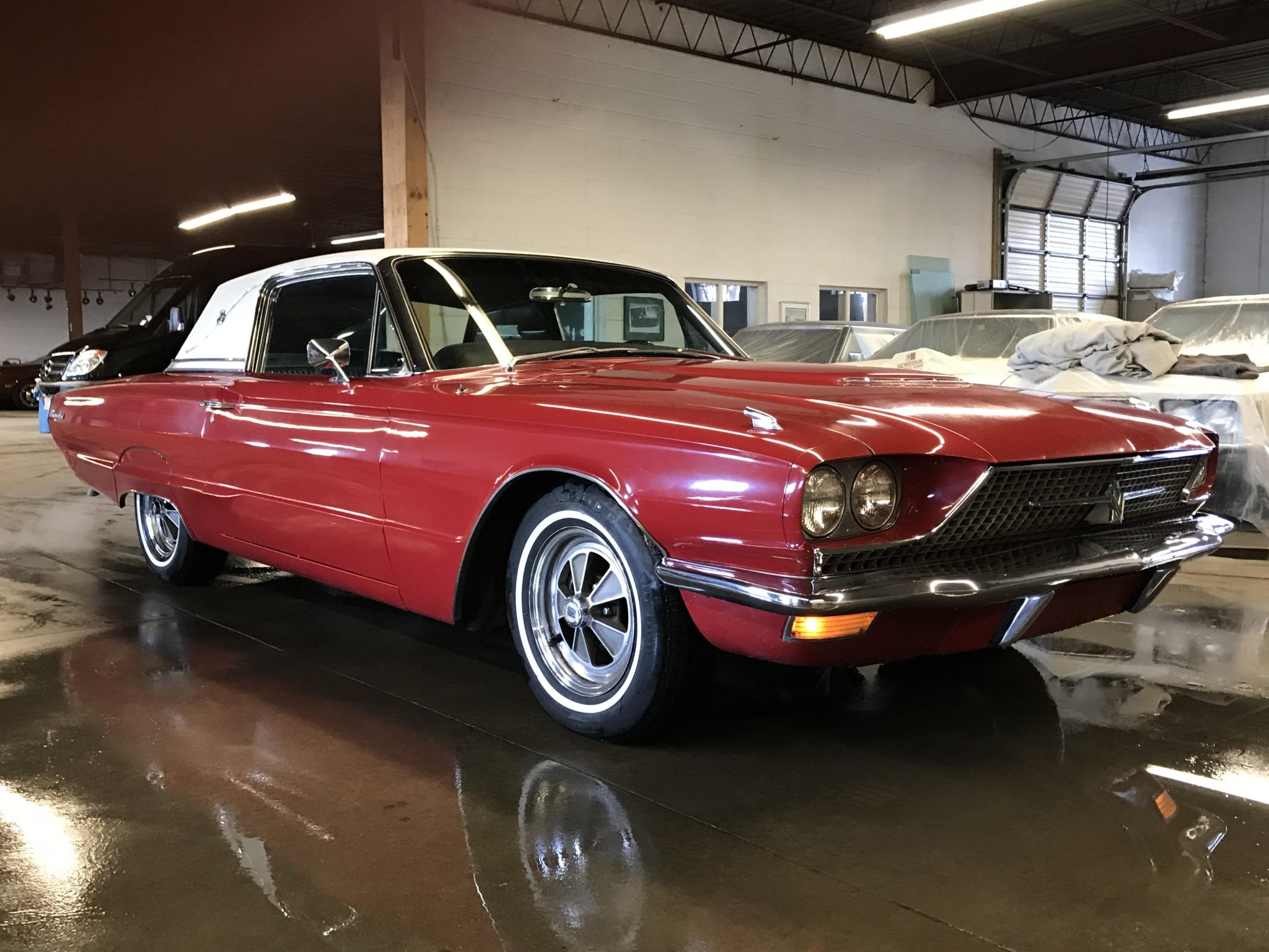 Carroll Shelby 1966 Ford Thunderbird