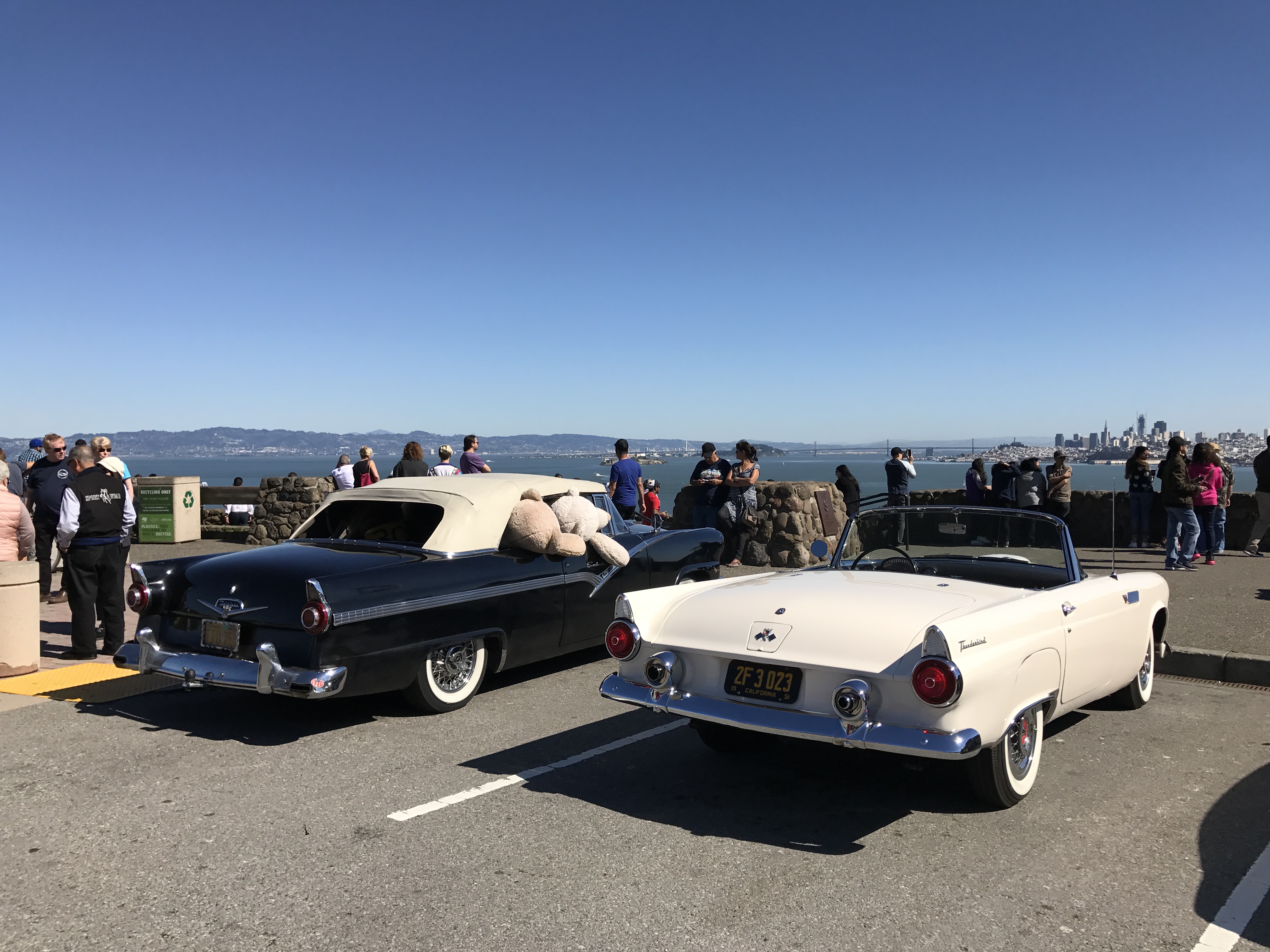 Cruising with another car from 1955