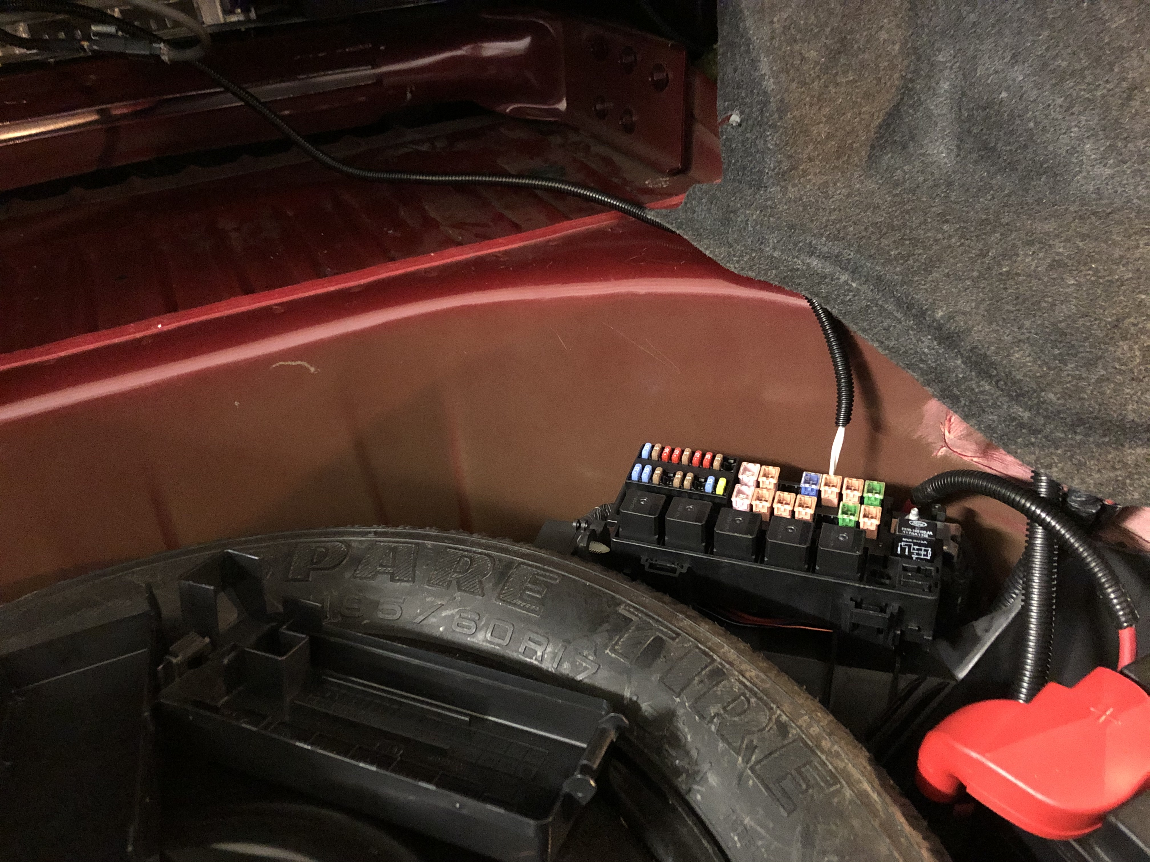 Fuel pump relay