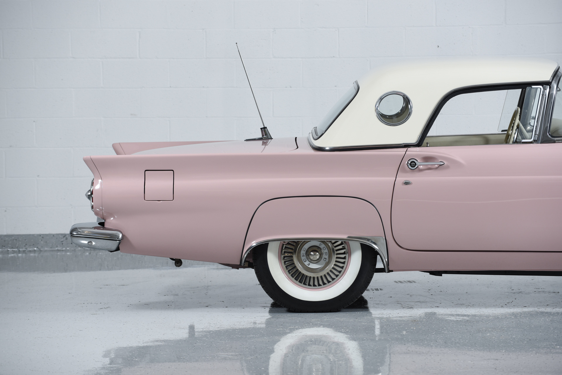Max Weinberg's 1957 Ford Thunderbird